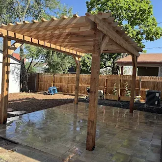 Freestanding wooden pergola