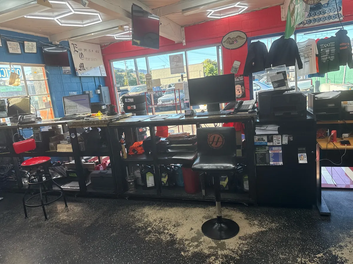 Front office and service desk at Hamilton's Automotive