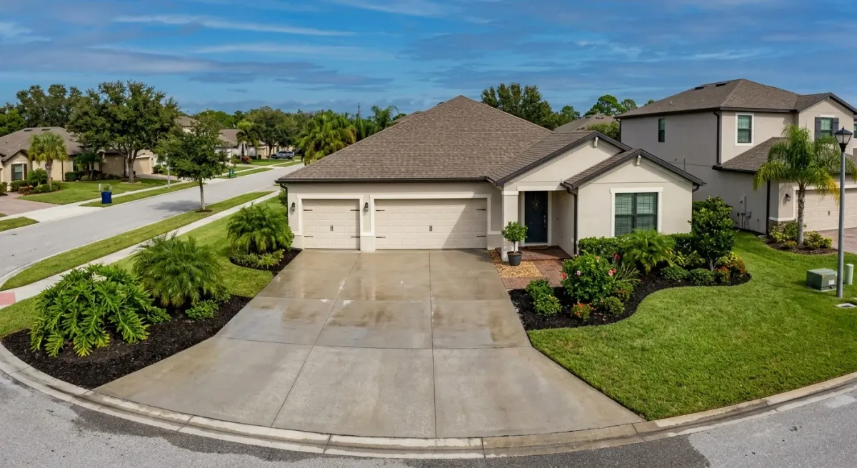 pressure washing work, project example in Port St. Lucie, FL
