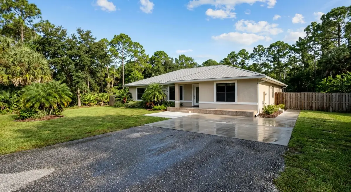 pressure washing work, project example in Indiantown, FL