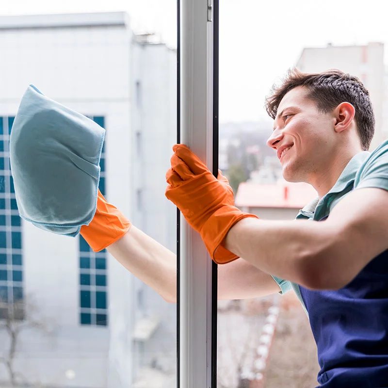Argyle Apartments Get a Cleaning Crew That Shows Up