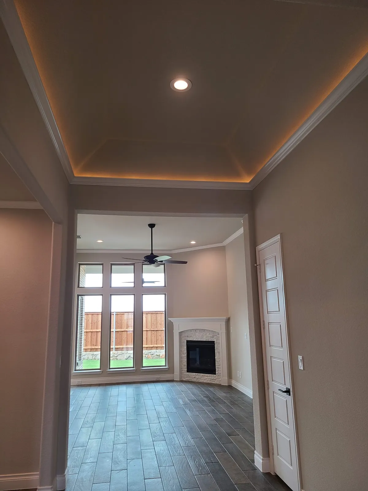 Crown molding with LED cove lighting