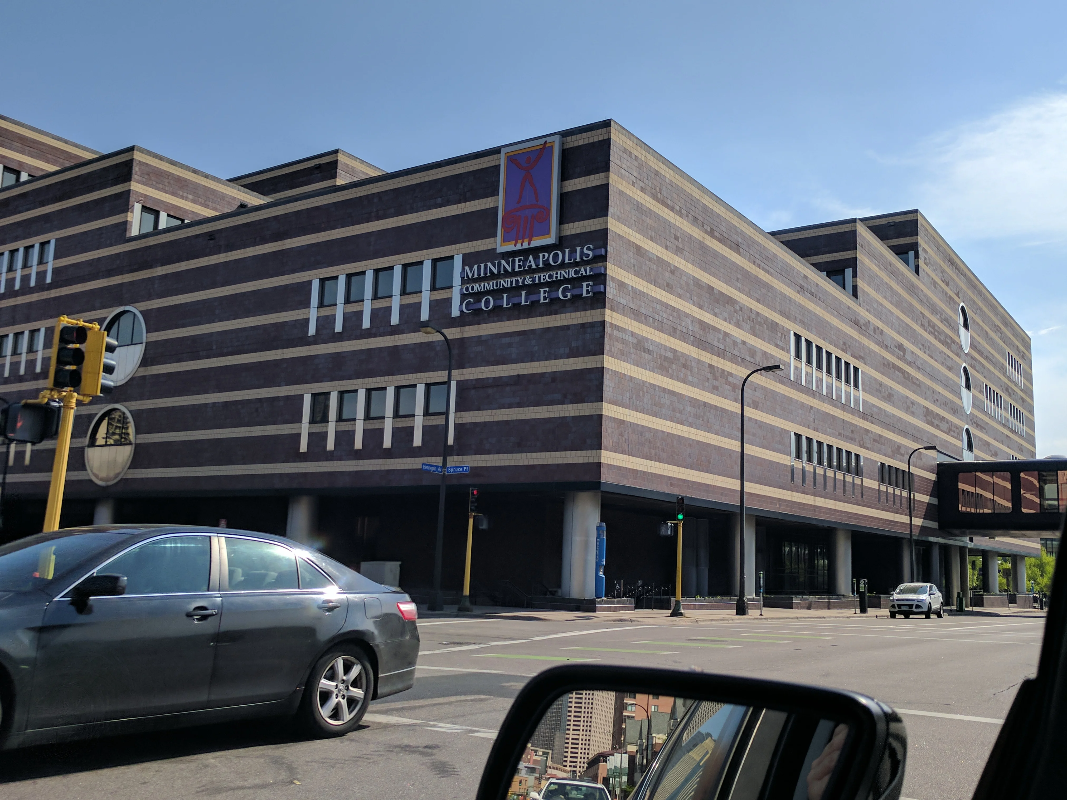 Concrete Contractors in Minneapolis: What You Actually Called About