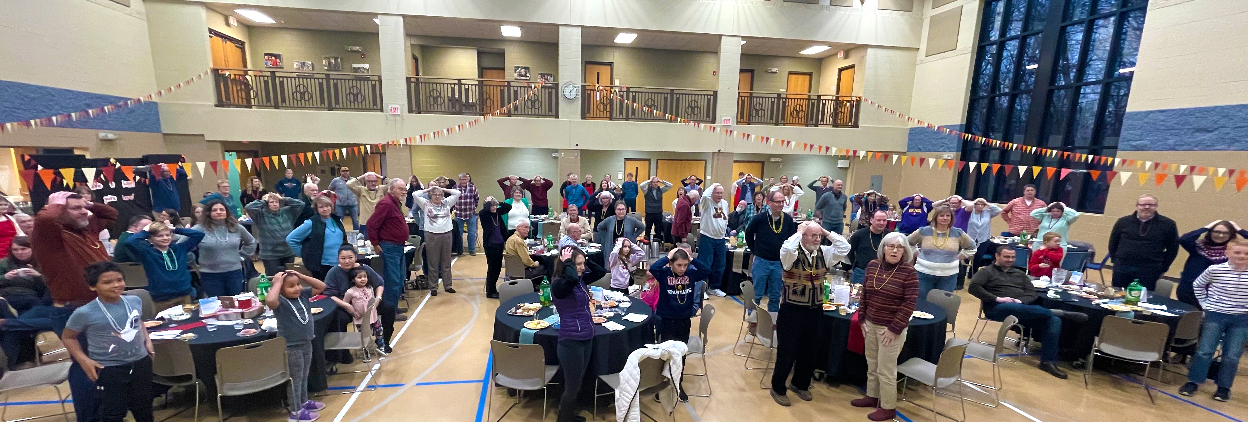heads or tails at 2023 cyf fundraiser dinner