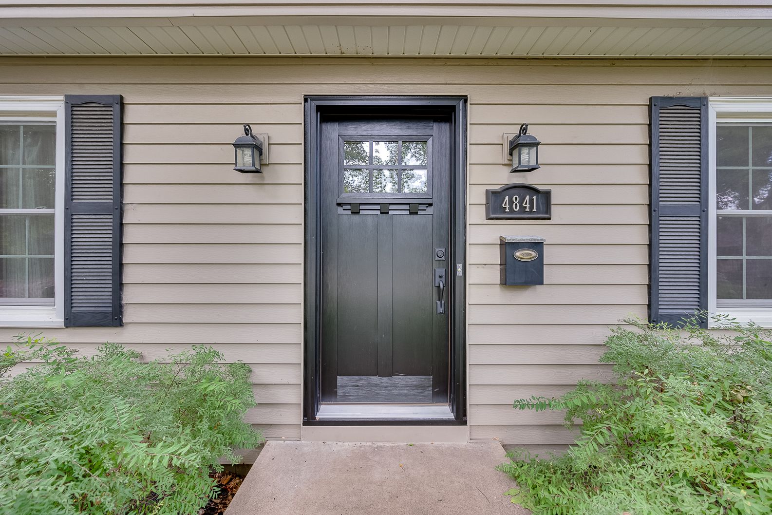 Replacement Doors - Built for the Midwest project 6