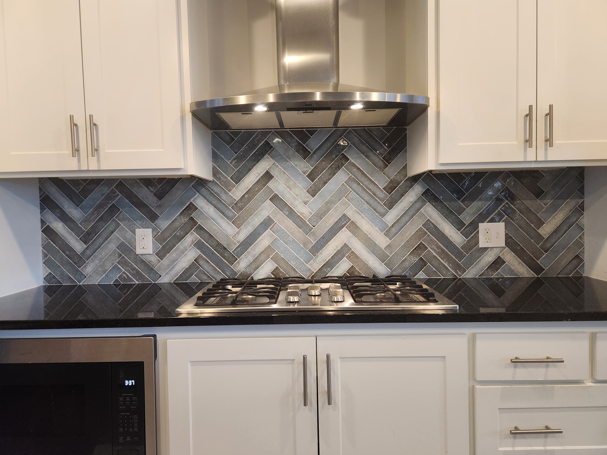 Doug and Sandy S. Tile Backsplash, Brooklyn Park, MN